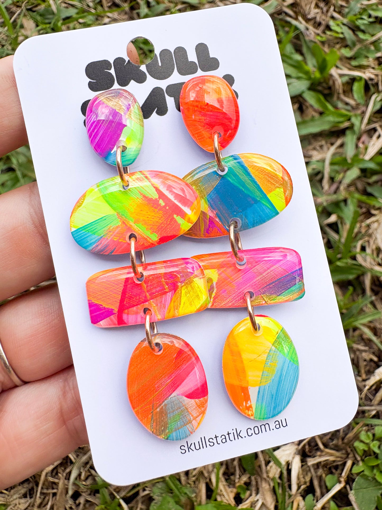 Cindy Dangles